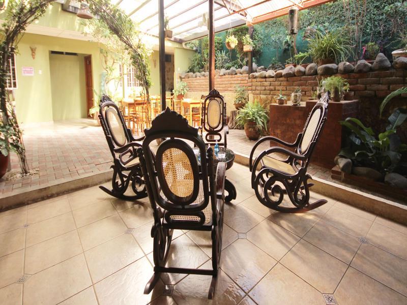 Hotel Casa De Angeles ماناجوا المظهر الخارجي الصورة
